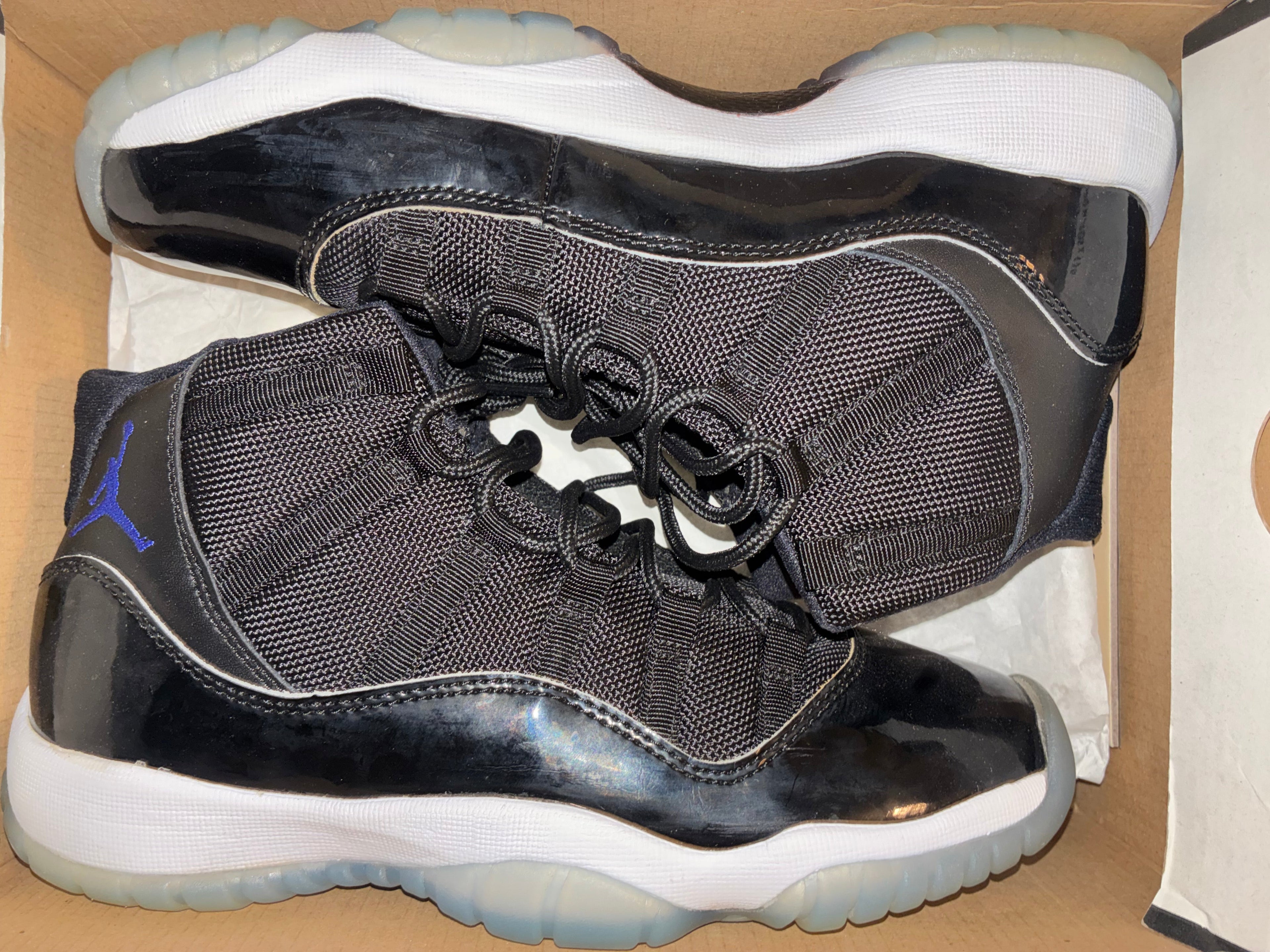 Air Jordan 11 Retro "Space Jam" Size 5.5Y