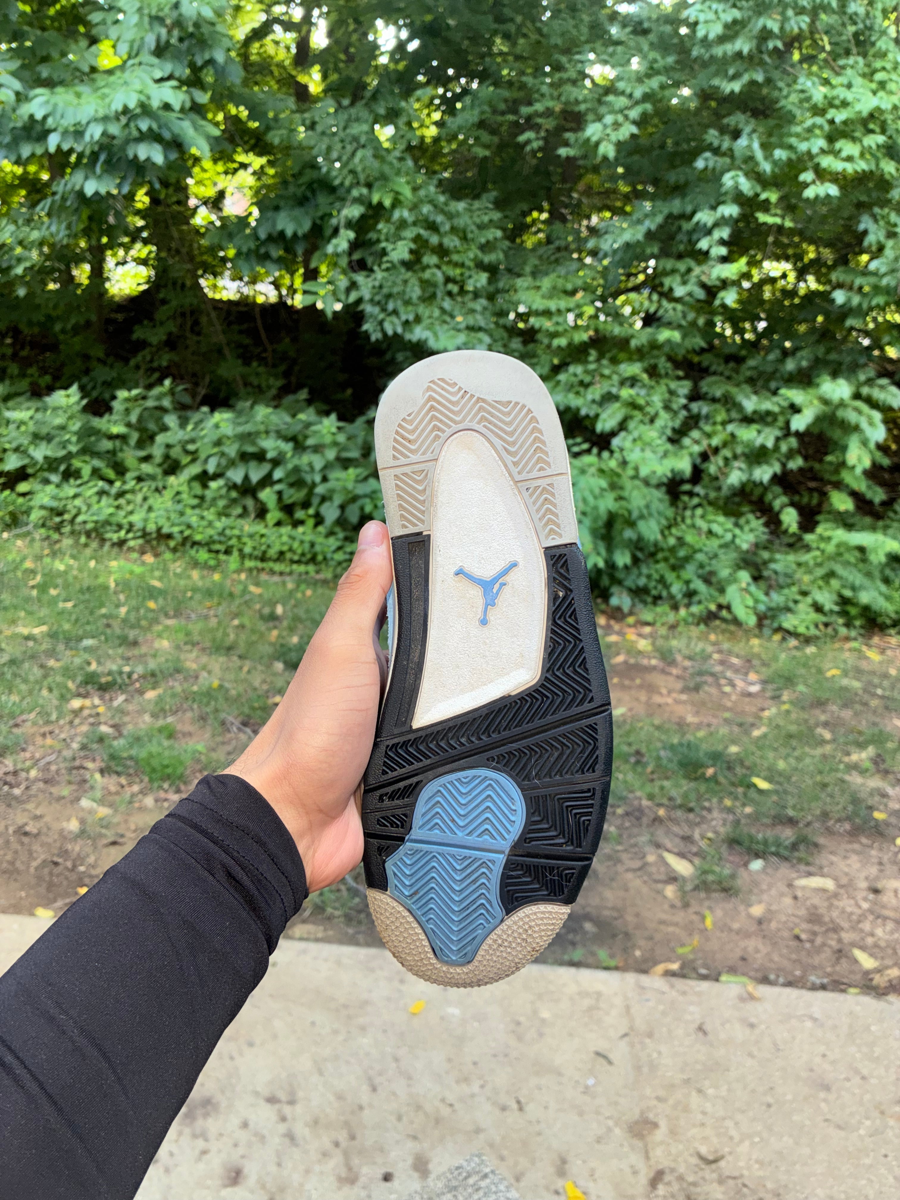 Air Jordan 4 Retro 'University Blue' (GS) 6y