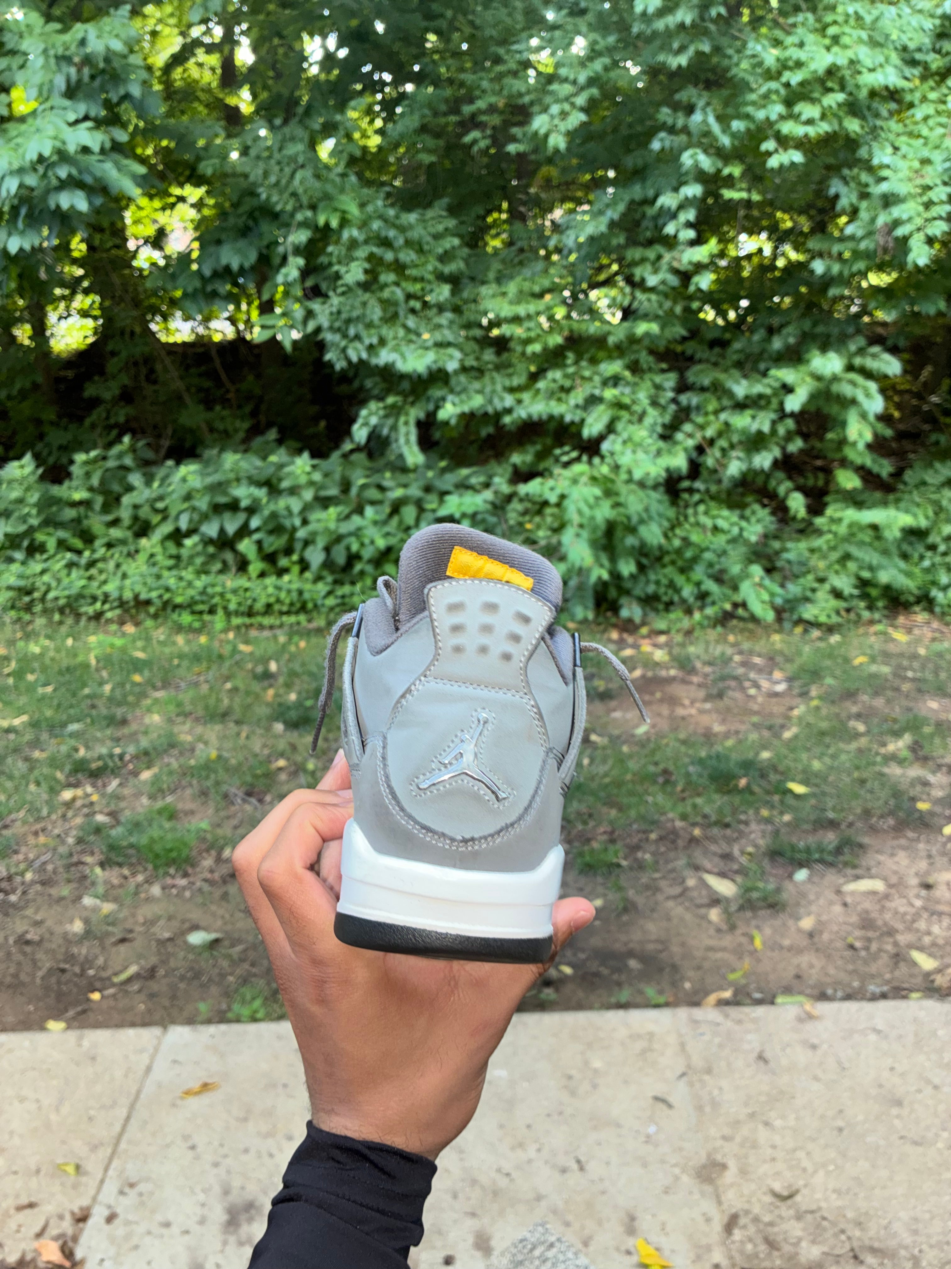 Air Jordan 4 Retro "Cool Grey" - Size 6Y (Pre-Owned)